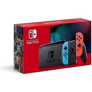 Nintendo Switch con un par de Joy-Cons Neón Rojo y Neón Azul